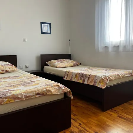 Apartman Dija Riva 2
